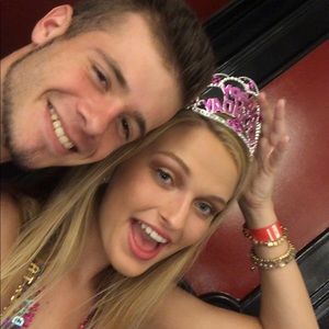 Meet your Posher, Jasmine